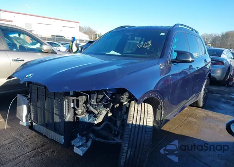 2024 BMW X7 M60I z USA, uszkodzony, nr VIN 5UX33EM01R9T00651